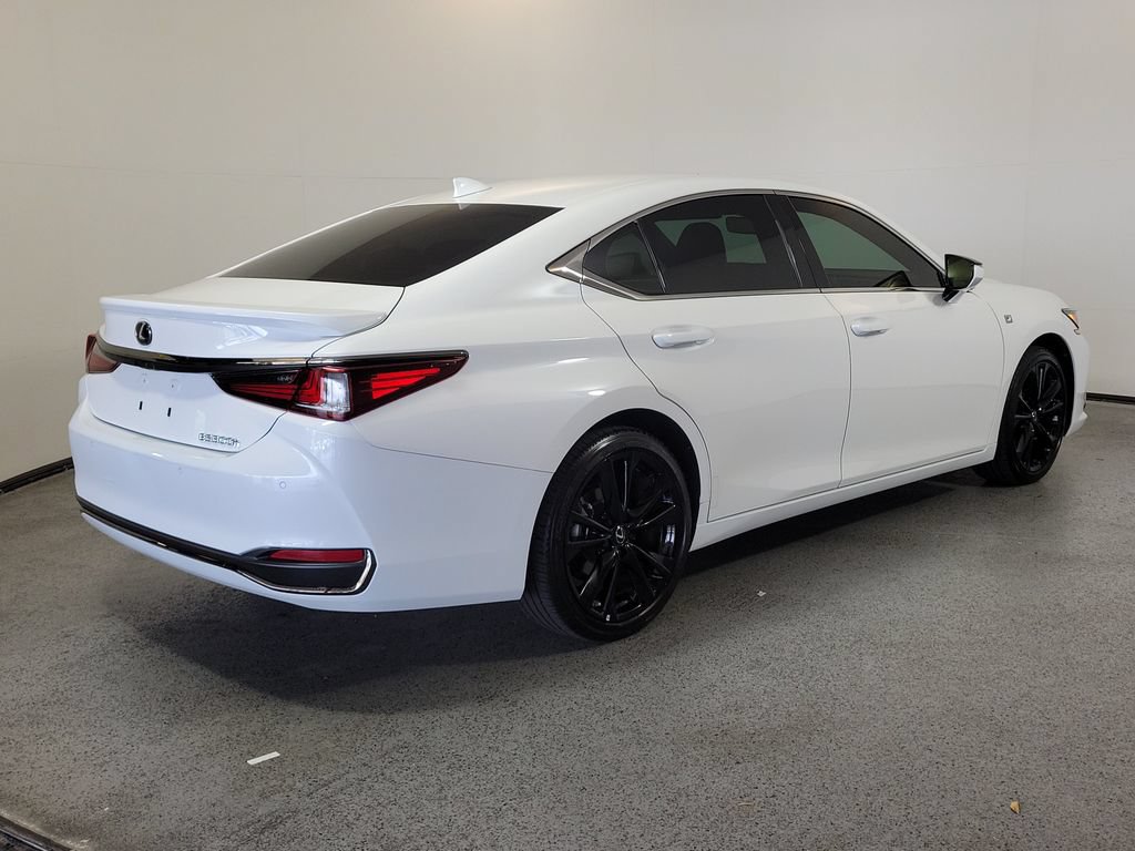 Used 2024 Lexus ES 300h F Sport w/ Accessory Package (Z2) FWD image 6