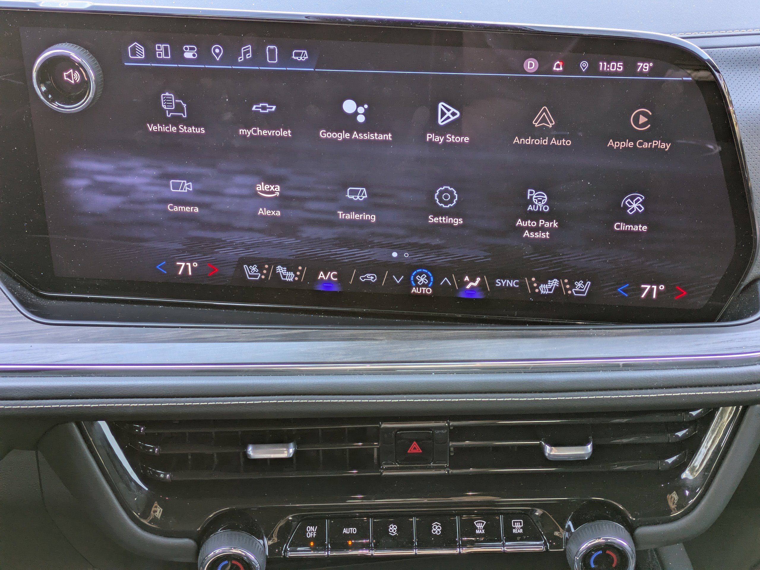 Used 2025 Chevrolet Tahoe Premier image 18