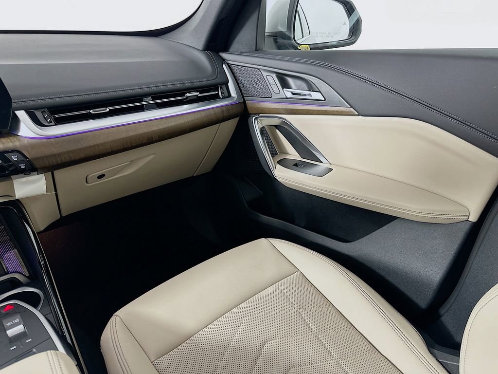 Certified 2023 BMW X1 xDrive28i w/ Convenience Package image 23