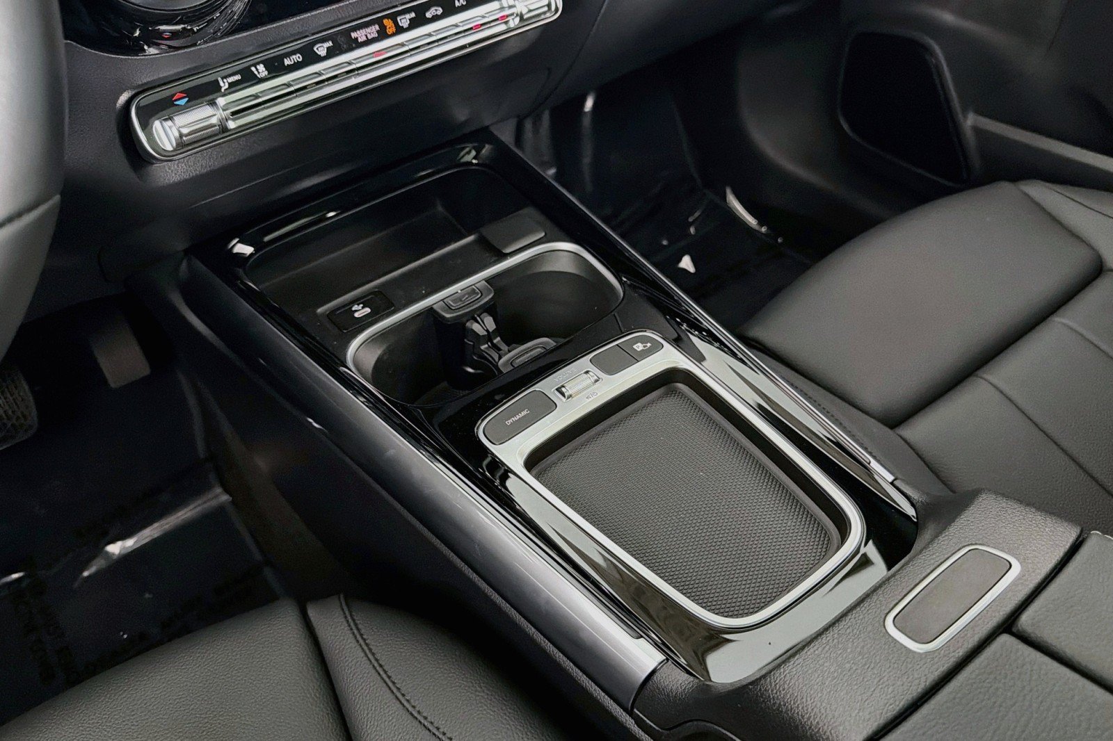 New 2026 Mercedes-Benz GLA 250 image 5