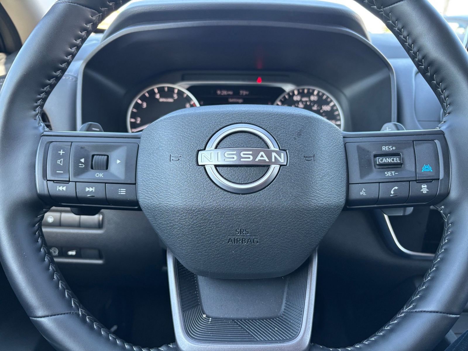 Used 2025 Nissan Rogue SV AWD/4WD image 30