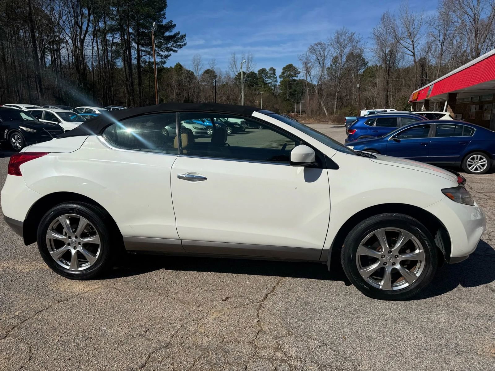 Used 2014 Nissan Murano CrossCabriolet w/ Navigation Package AWD/4WD image 4