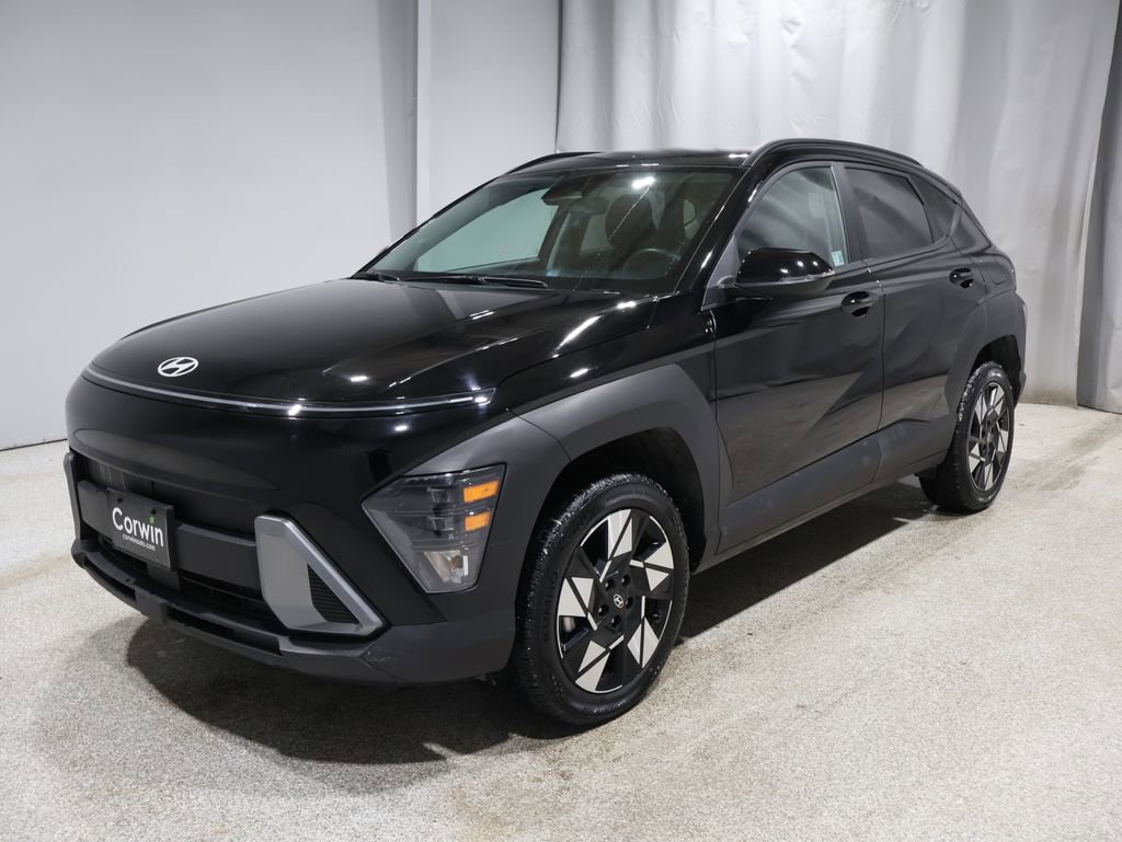 Used 2025 Hyundai Kona SEL image 5