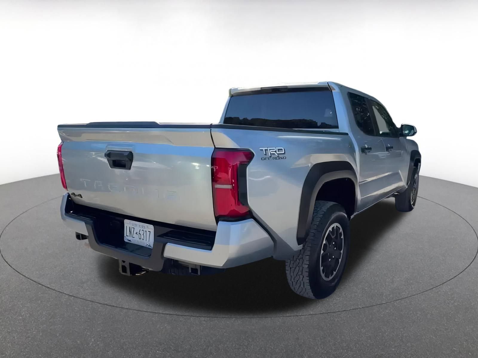 Used 2025 Toyota Tacoma TRD Off-Road image 14