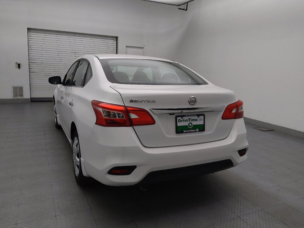 Used 2018 Nissan Sentra S FWD image 6