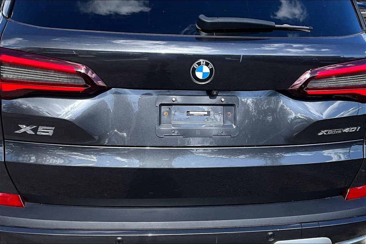 Used 2023 BMW X5 xDrive40i w/ Premium Package image 24