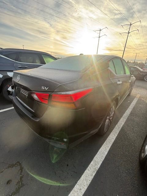 Used 2023 Nissan Altima 2.5 SV image 7