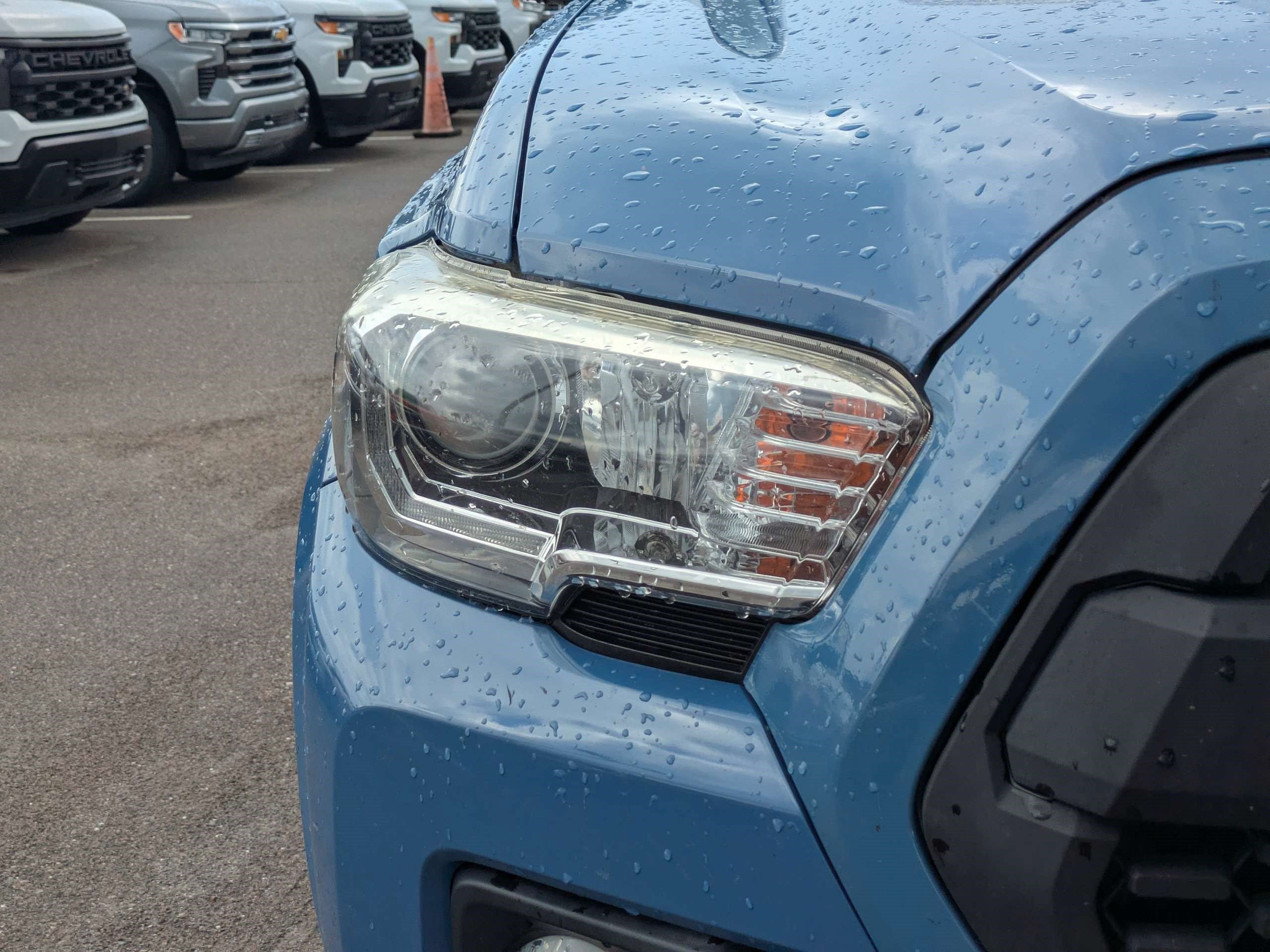Used 2019 Toyota Tacoma TRD Sport RWD image 9