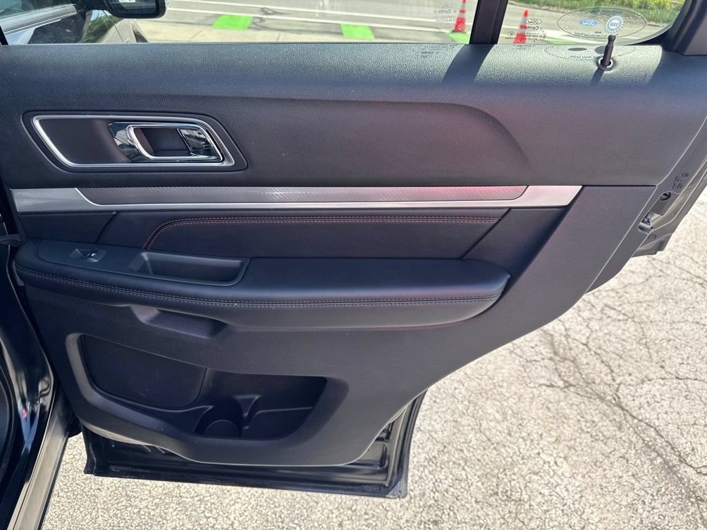 Used 2018 Ford Explorer Sport AWD/4WD image 34