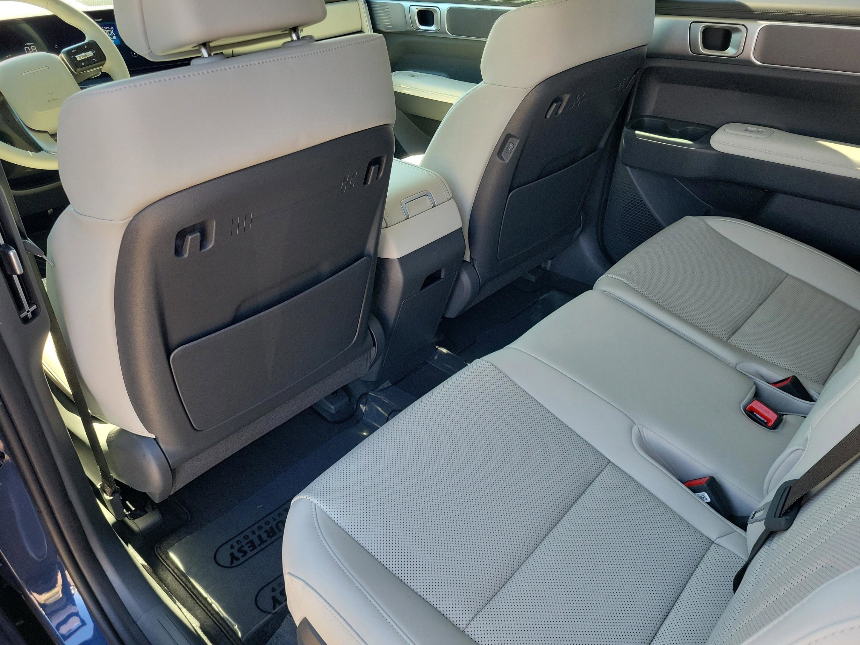 New 2026 Hyundai Santa Fe SEL image 9