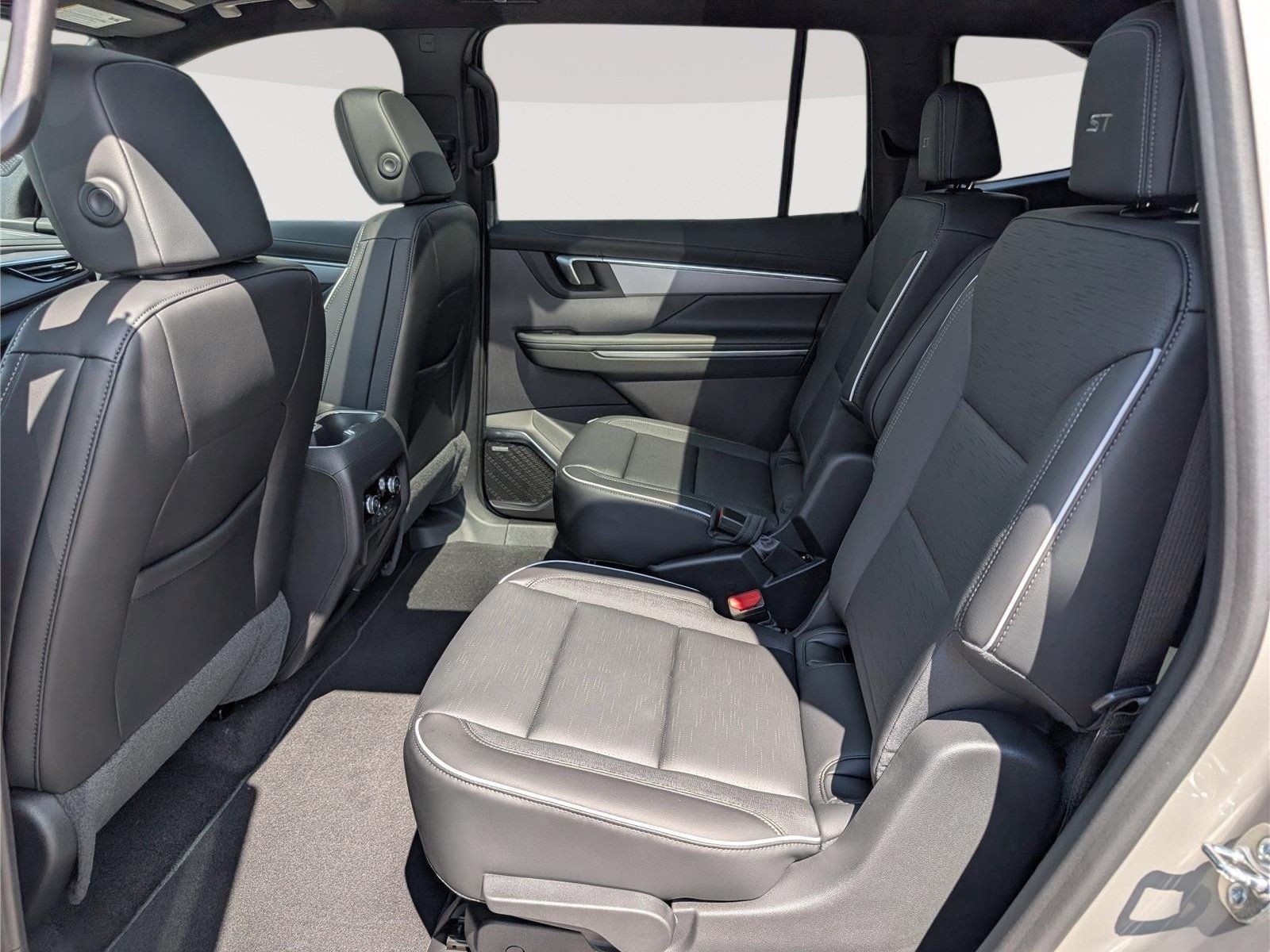 New 2026 Buick Enclave Sport Touring w/ Power Package FWD image 14
