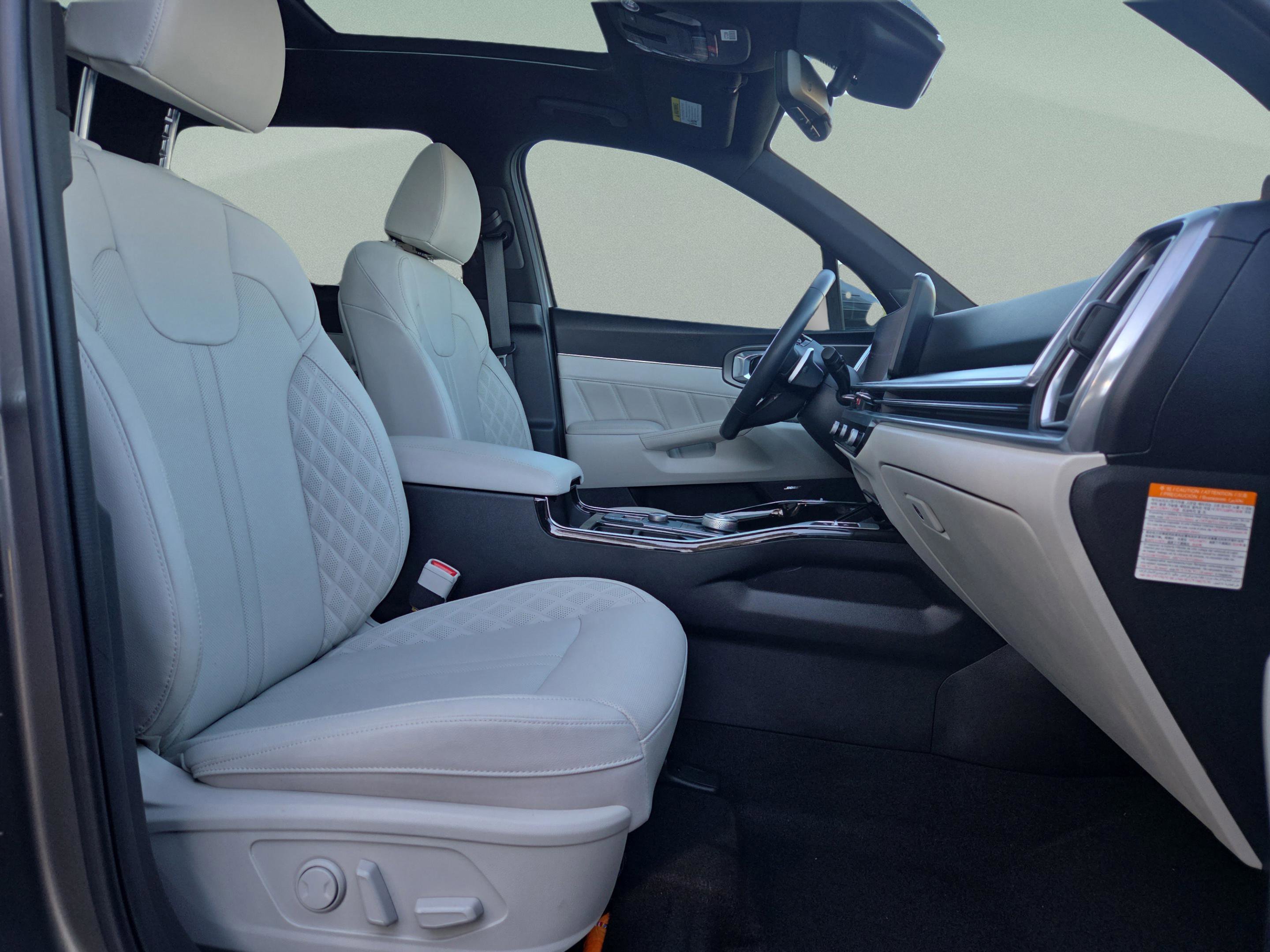 Used 2025 Kia Sorento SX Prestige AWD/4WD image 38