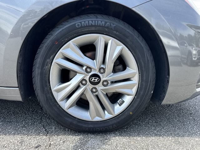 Used 2020 Hyundai Elantra Value Edition w/ Cargo Package (C1) image 12