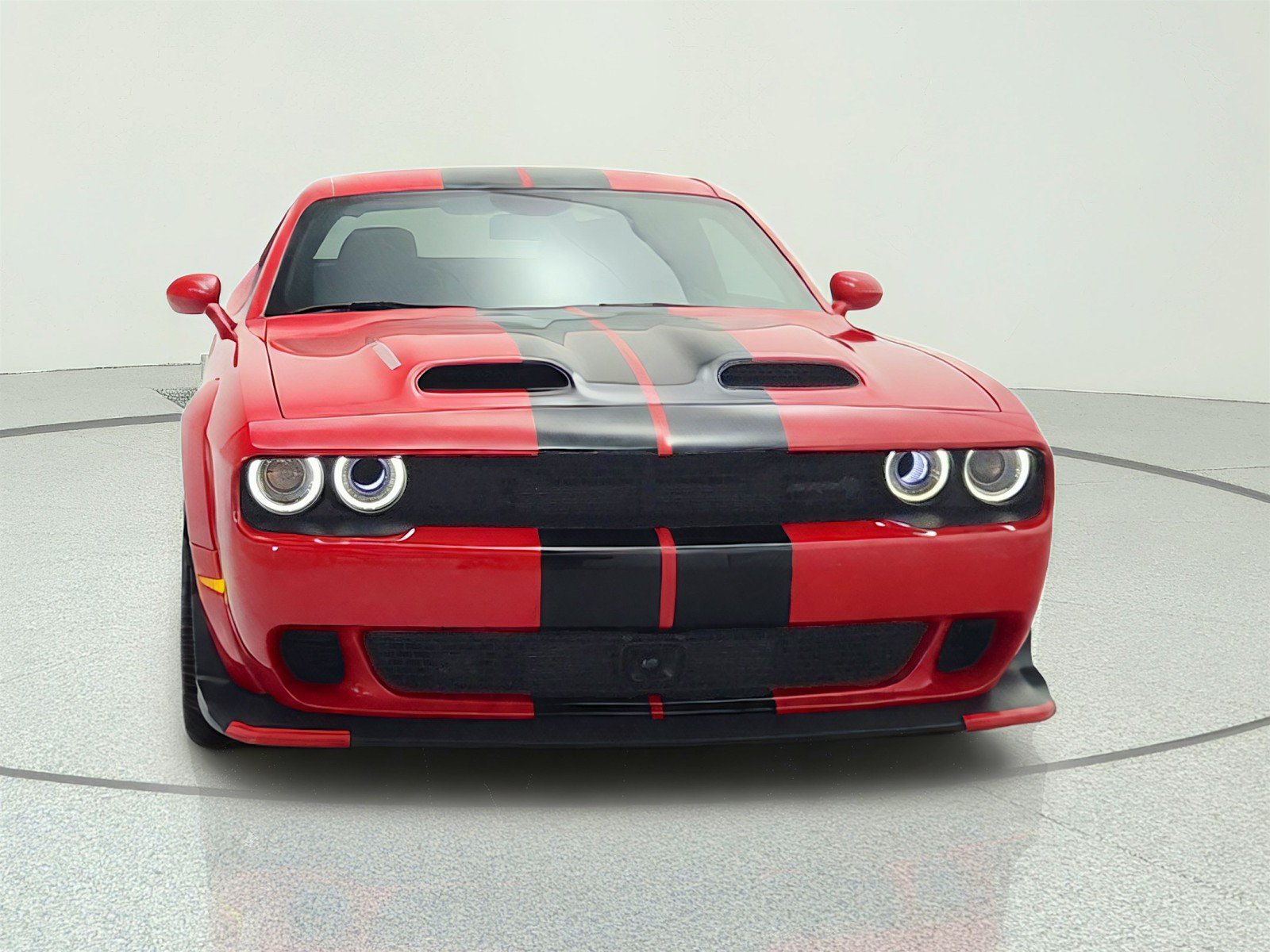 Used 2022 Dodge Challenger SRT Hellcat RWD image 2