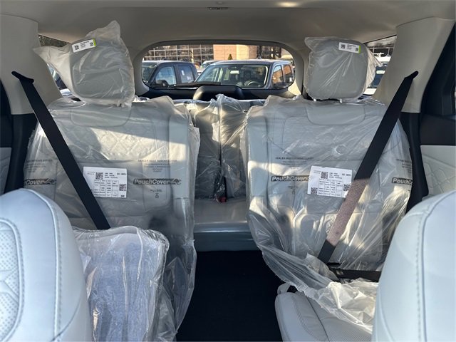 New 2026 Ford Explorer Platinum w/ LUX Leather Package image 18