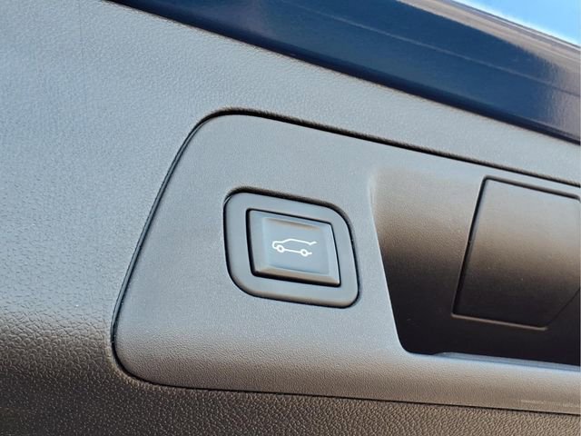 Used 2022 Buick Envision Essence w/ Safety Package FWD image 26
