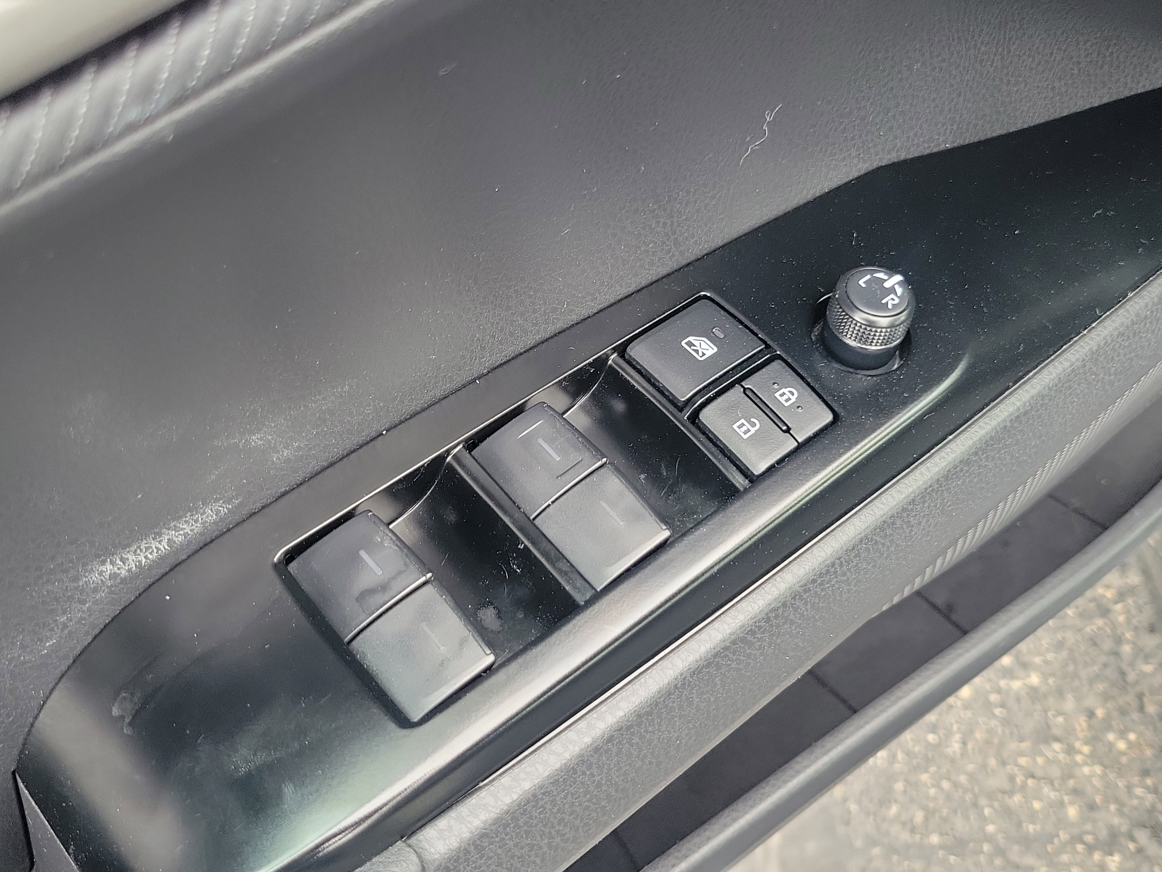 Certified 2025 Toyota Camry SE image 13