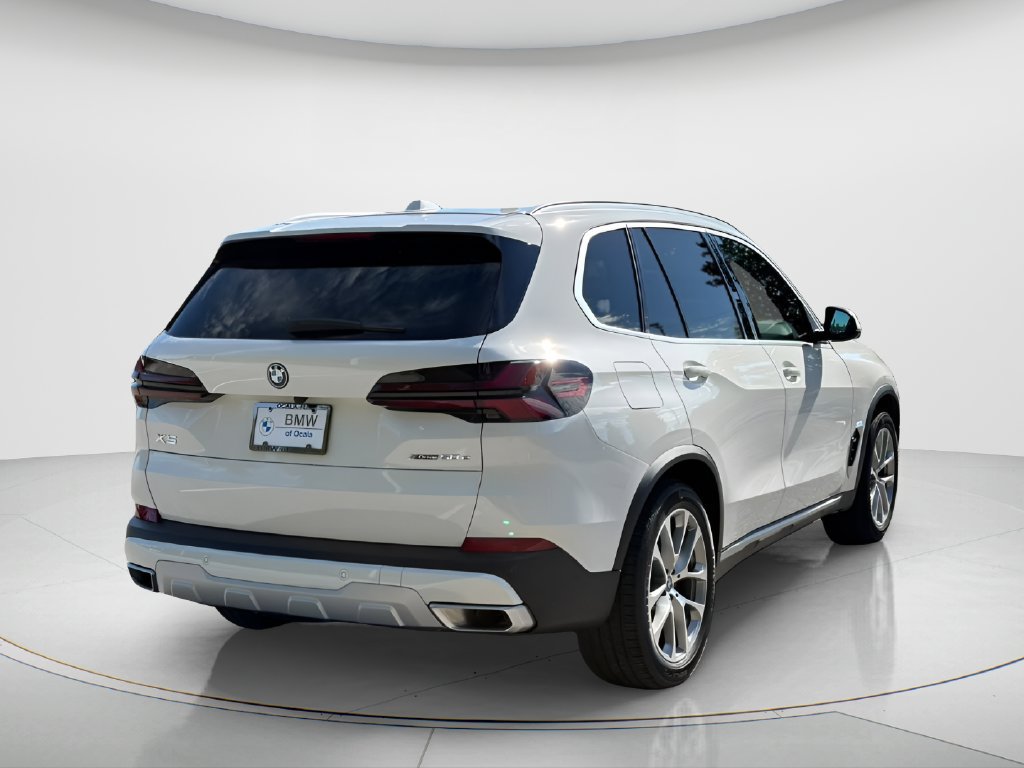 Used 2024 BMW X5 xDrive50e w/ Premium Package AWD/4WD image 5