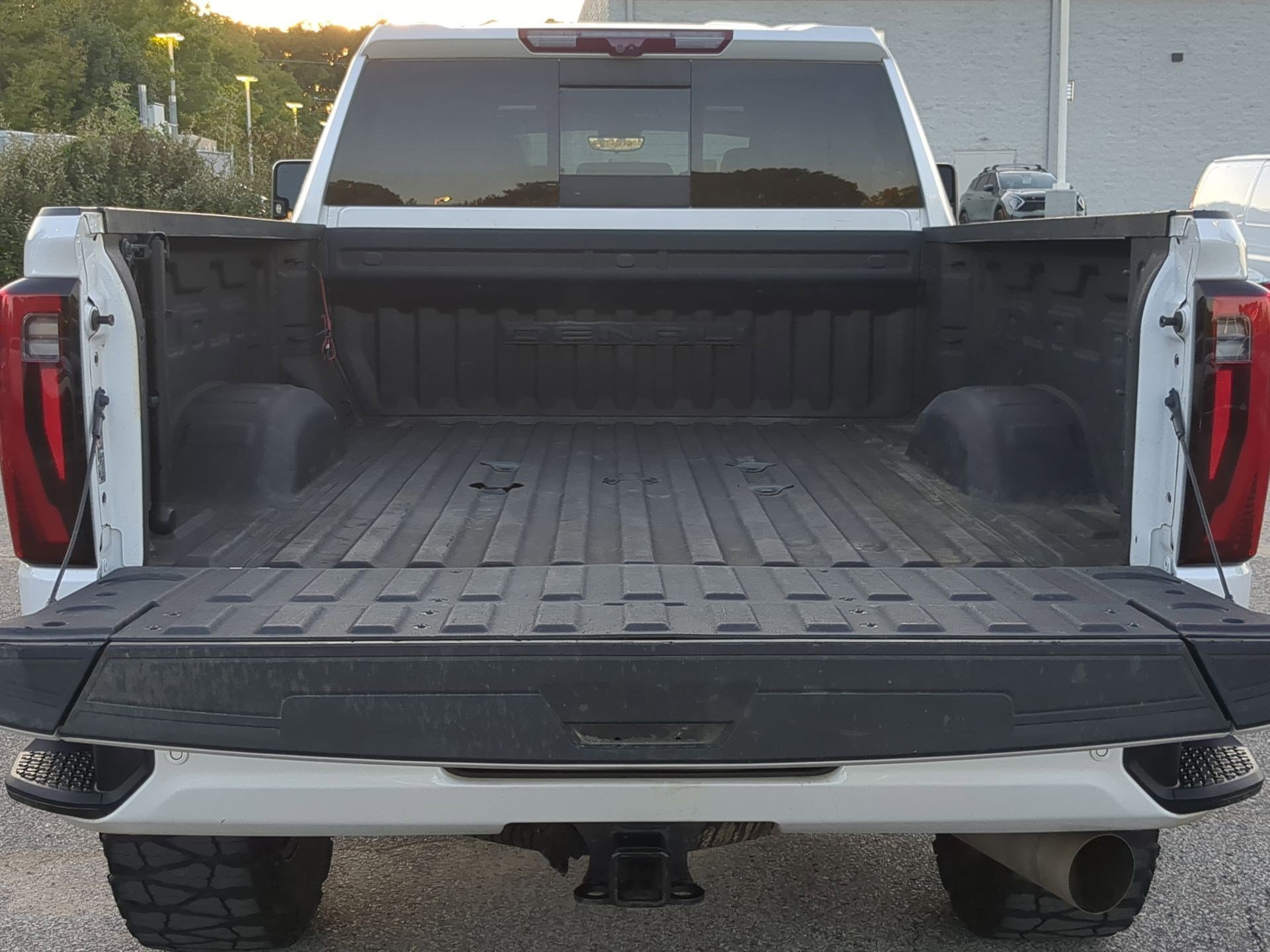 Used 2024 GMC Sierra 2500 Denali Ultimate w/ Max Trailering Package image 26