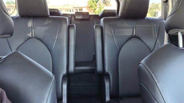 Used 2025 Toyota Grand Highlander AWD image 30