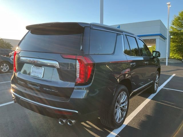 Used 2021 GMC Yukon Denali w/ Denali Premium Package AWD/4WD image 8