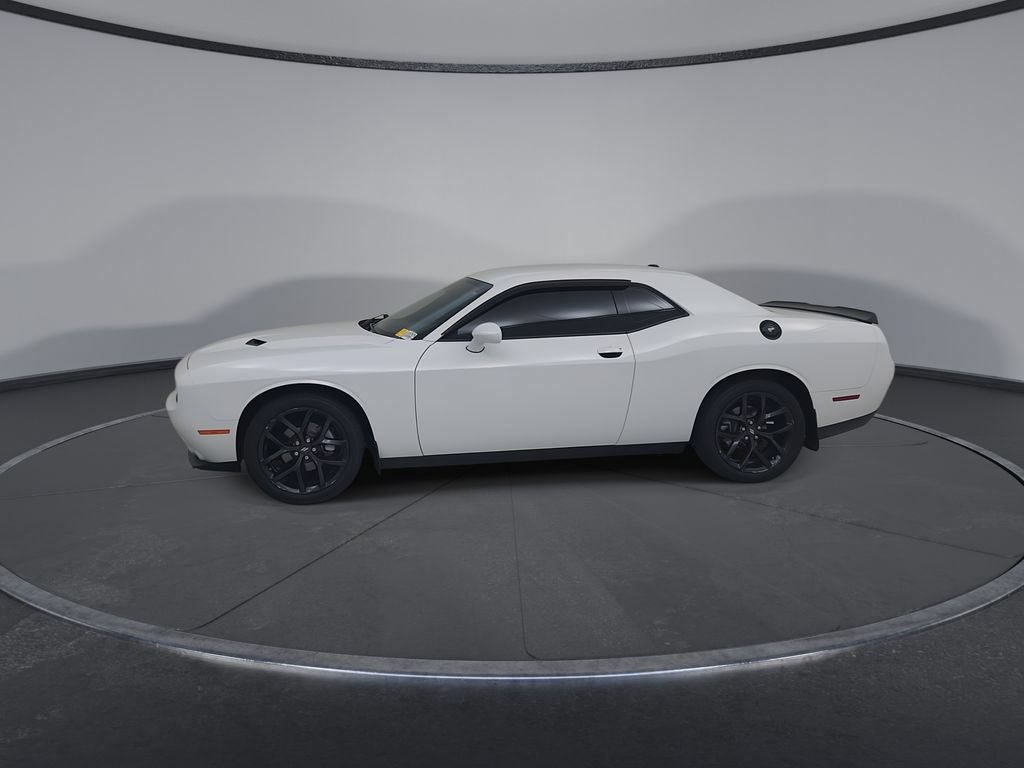 Used 2022 Dodge Challenger SXT w/ Blacktop Package RWD image 10