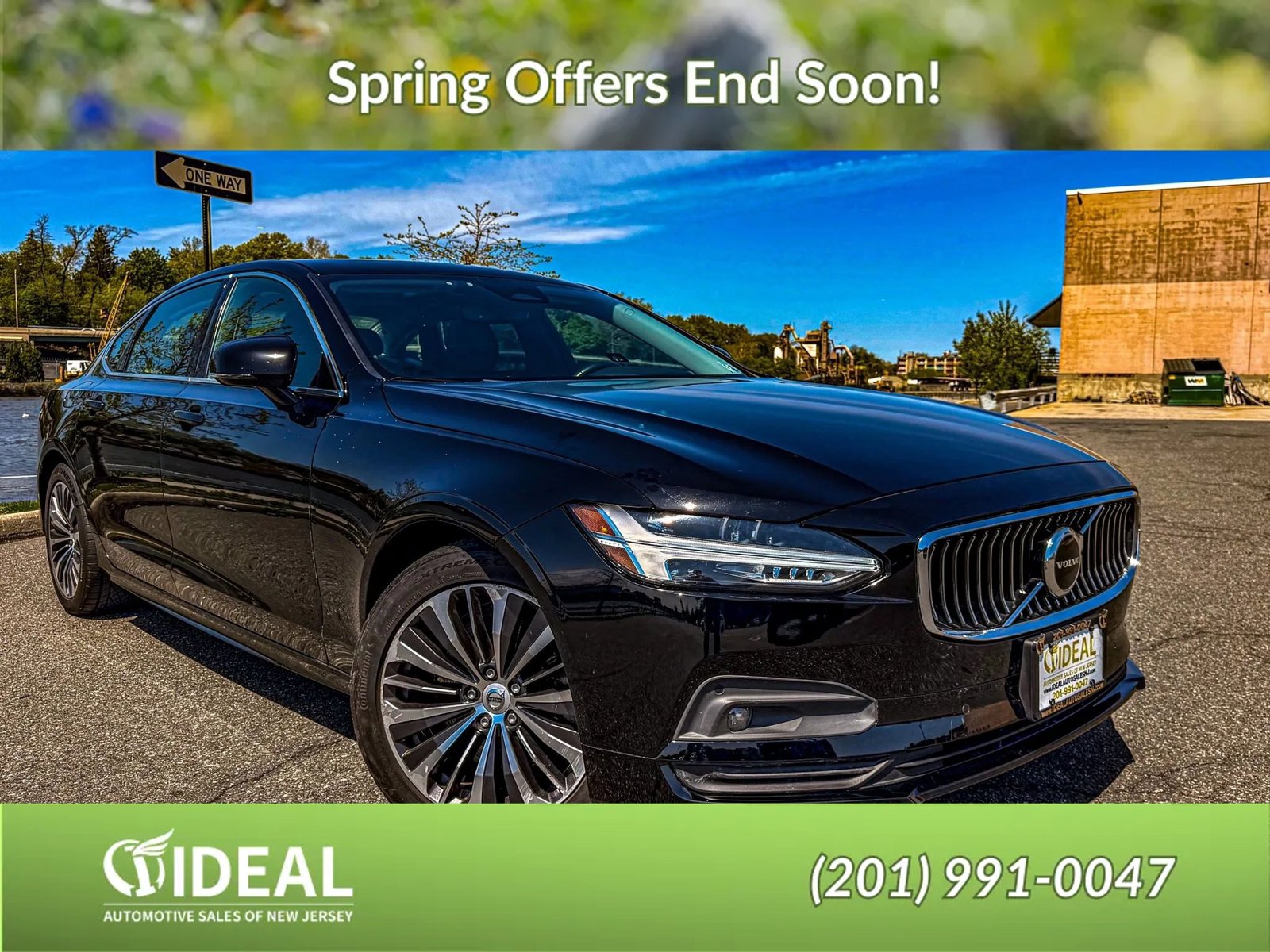 Used 2022 Volvo S90 B6 Momentum AWD/4WD image 1