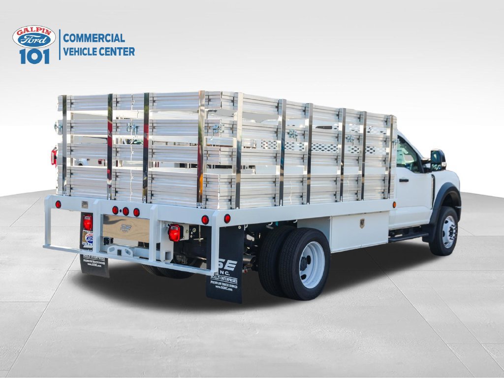 New 2024 Ford F450 XL w/ XL Chrome Package RWD image 4