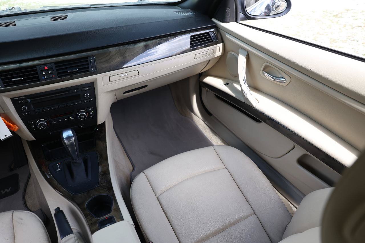 Used 2009 BMW 328i Convertible RWD image 22