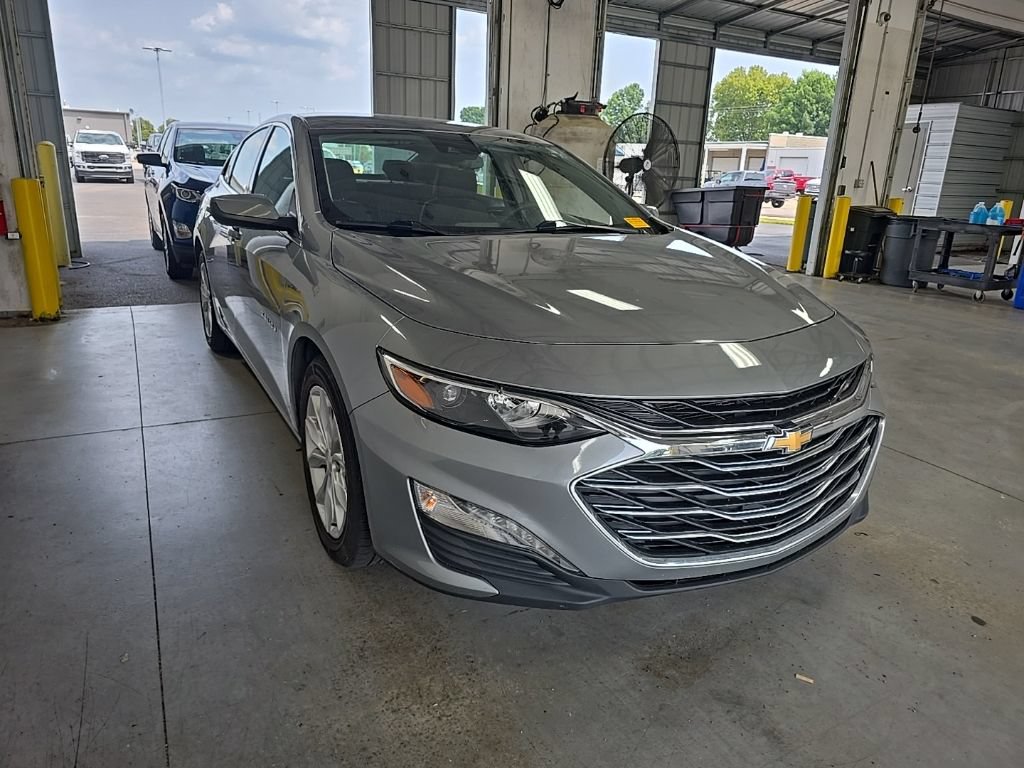 Used 2023 Chevrolet Malibu LT FWD image 1