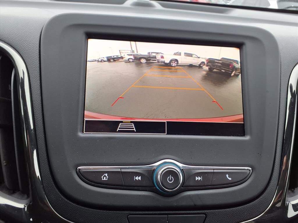 Used 2023 Chevrolet Equinox RS w/ LPO, Floor Liner Package image 4