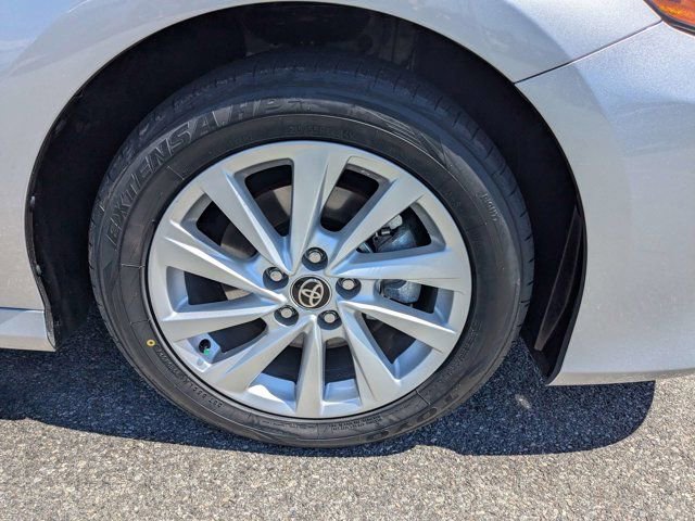Used 2024 Toyota Camry LE FWD image 11