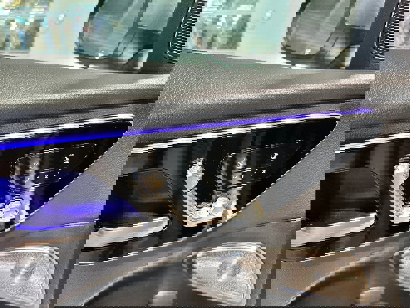 Certified 2024 Mercedes-Benz C 300 4MATIC Sedan image 13