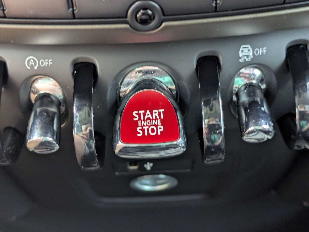 Used 2024 MINI Cooper Countryman S FWD image 36