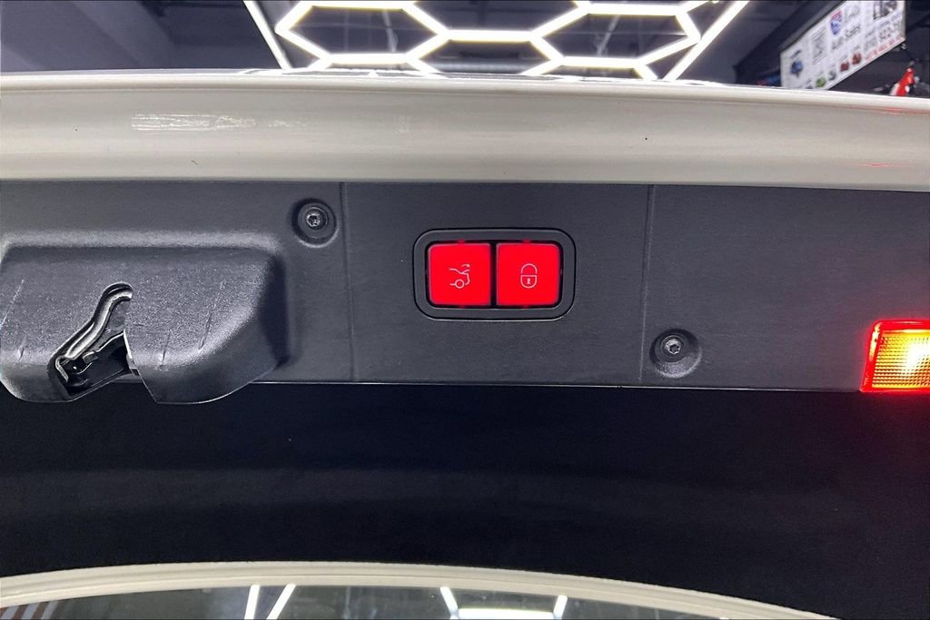 Used 2009 Mercedes-Benz S 550 4MATIC image 25