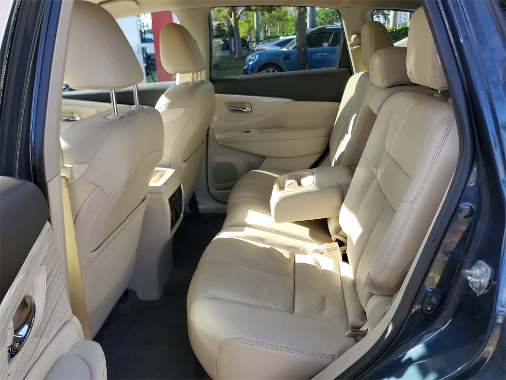 Certified 2018 Nissan Murano SL w/ Cargo Package image 11