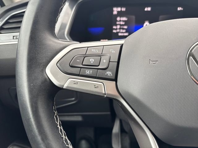 Certified 2022 Volkswagen Tiguan SE w/ Panoramic Sunroof Package image 20