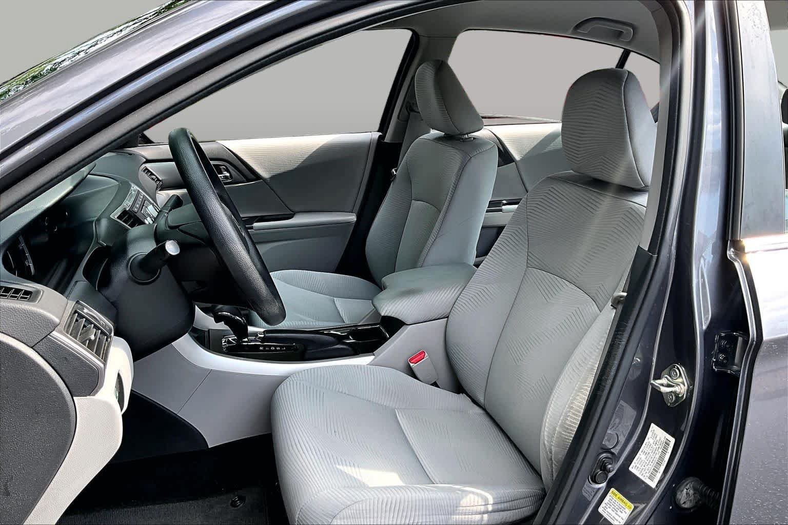 Used 2014 Honda Accord LX image 8