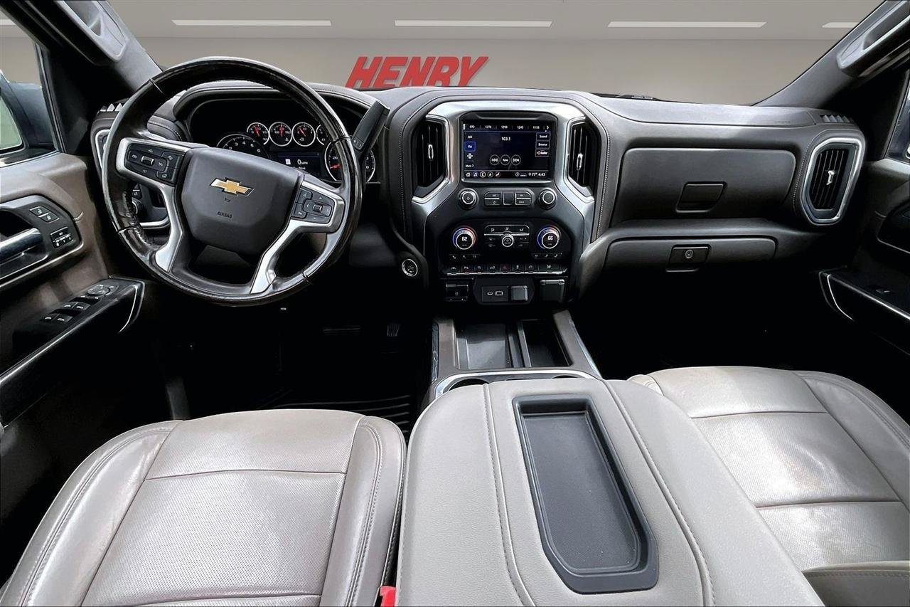 Used 2020 Chevrolet Silverado 1500 LTZ w/ LTZ Premium Package AWD/4WD image 8