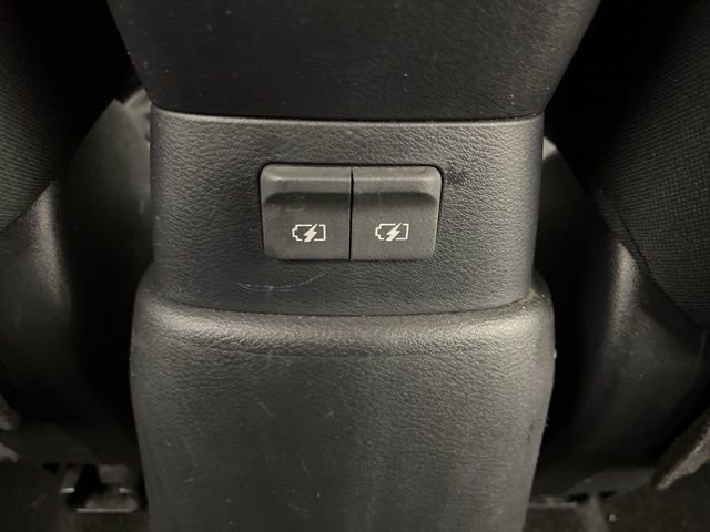 Used 2021 Nissan Kicks S image 36