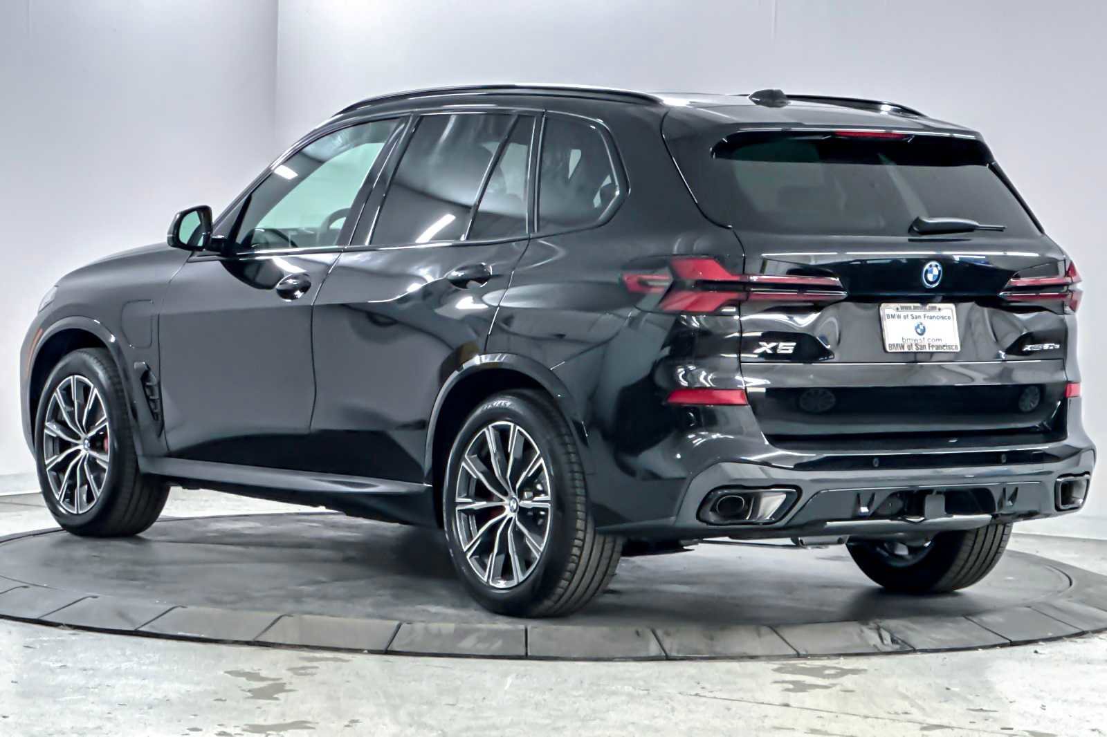 New 2026 BMW X5 xDrive50e w/ M Sport Package image 6