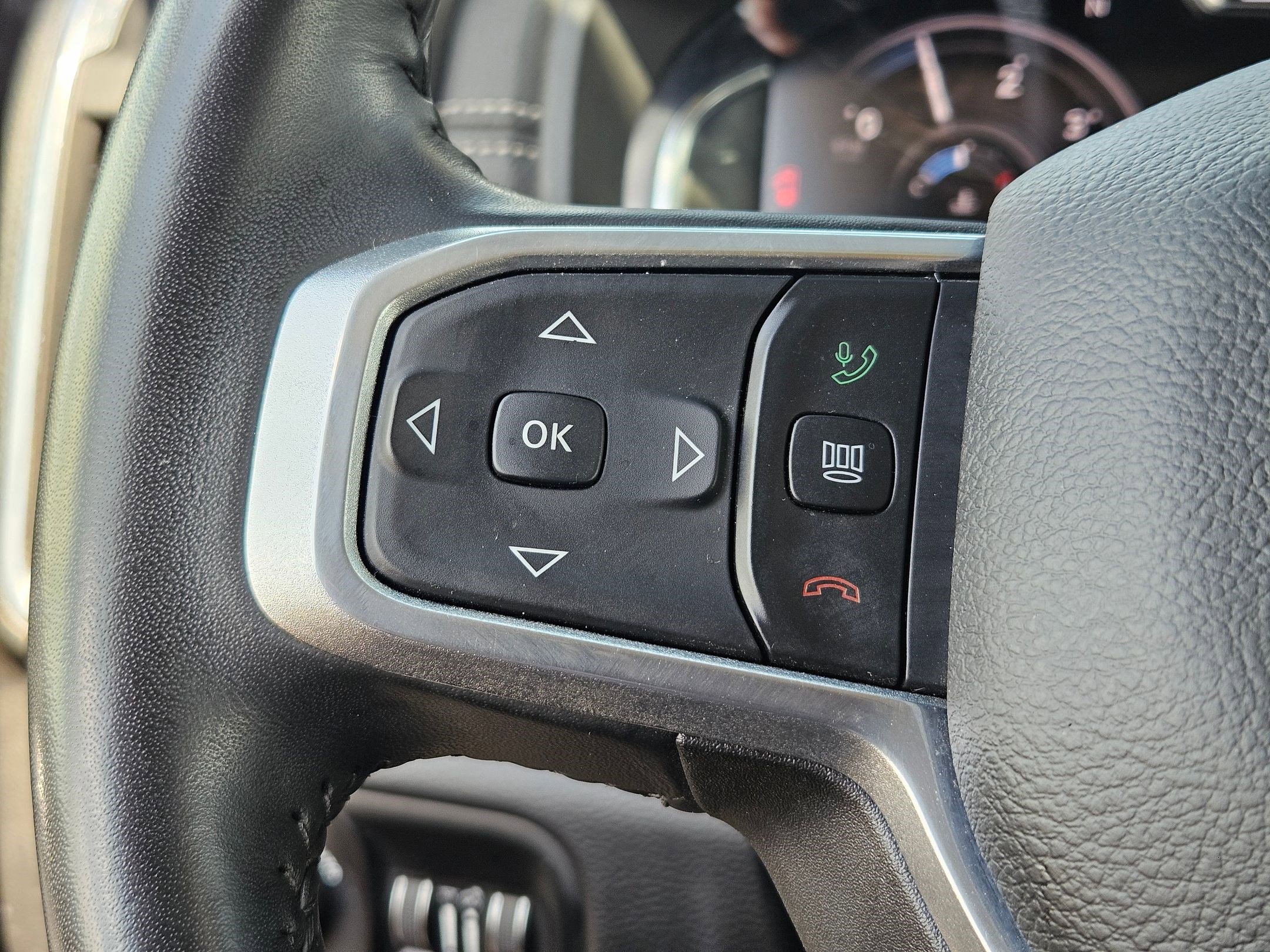 Used 2024 RAM 2500 Laramie w/ Safety Group image 19