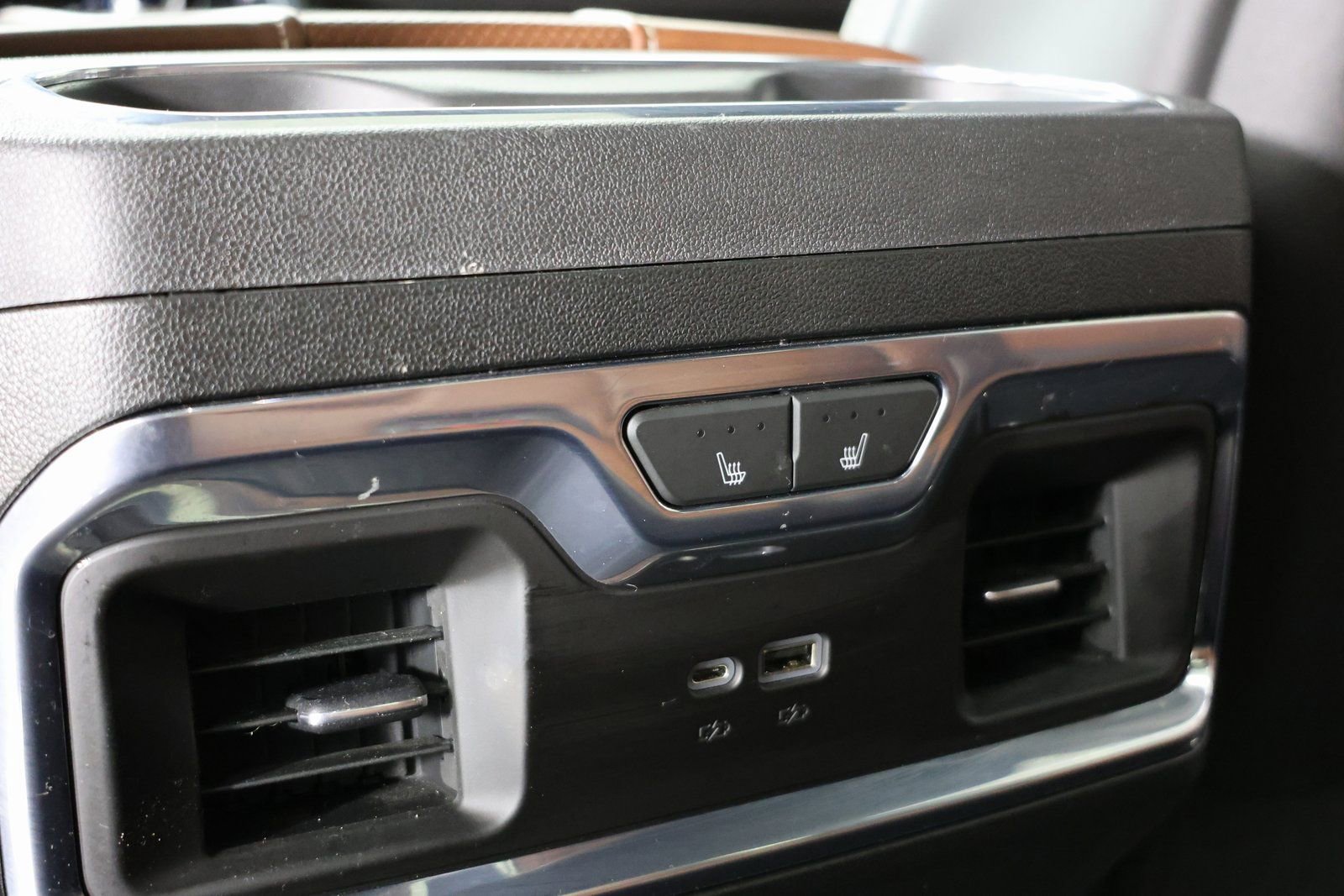 Used 2024 GMC Sierra 1500 Denali Ultimate image 33