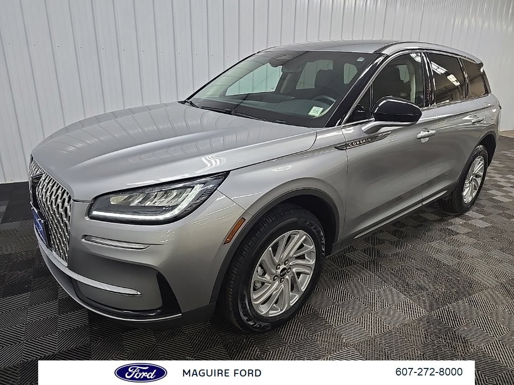 Used 2023 Lincoln Corsair AWD image 10