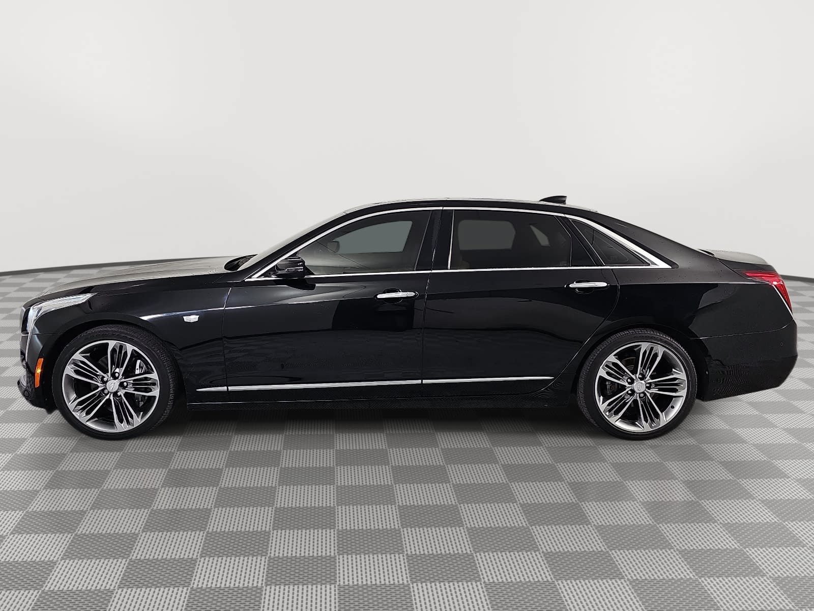 Used 2018 Cadillac CT6 Platinum AWD/4WD image 5