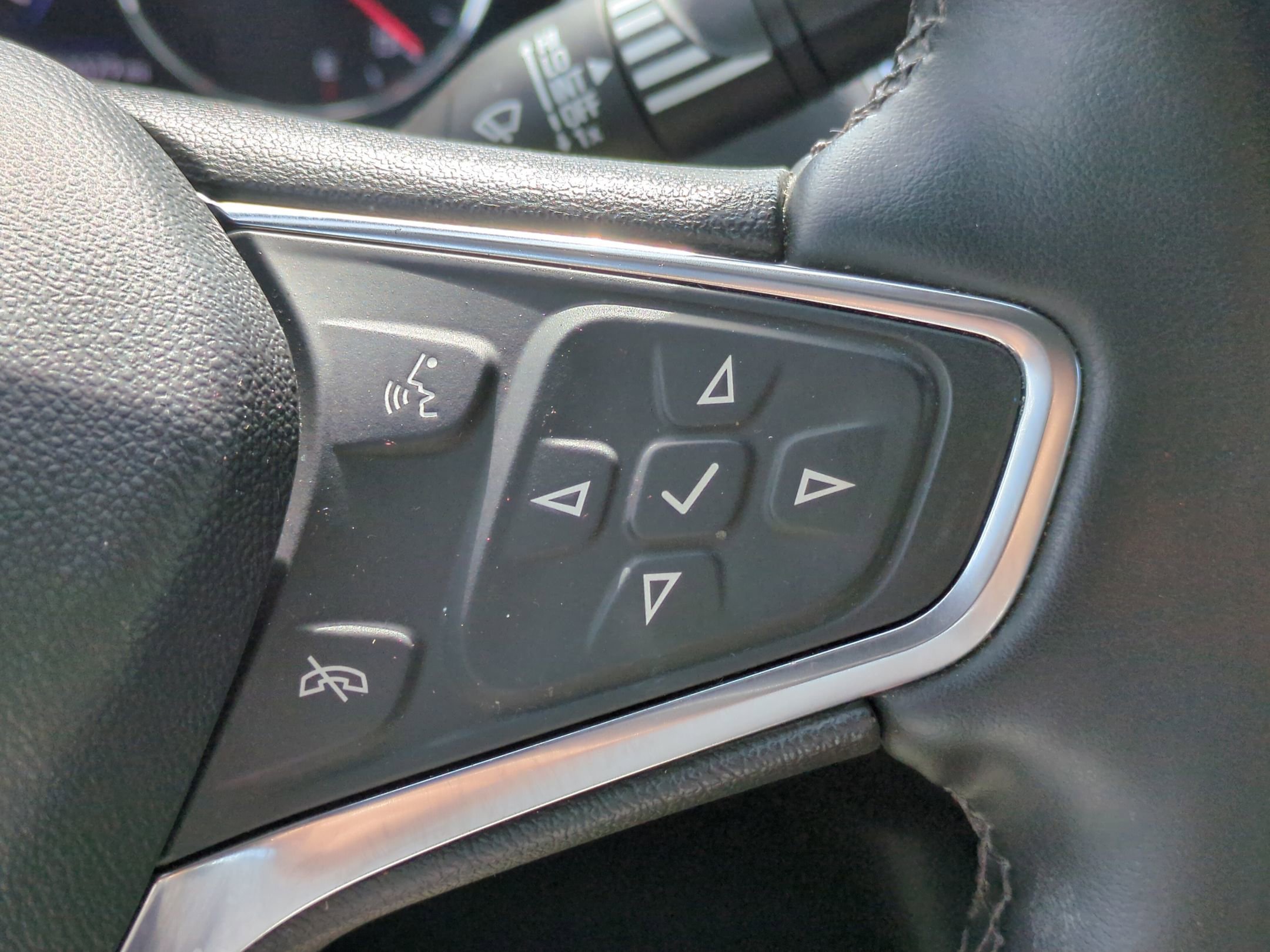 Used 2024 Chevrolet Malibu LT FWD image 20