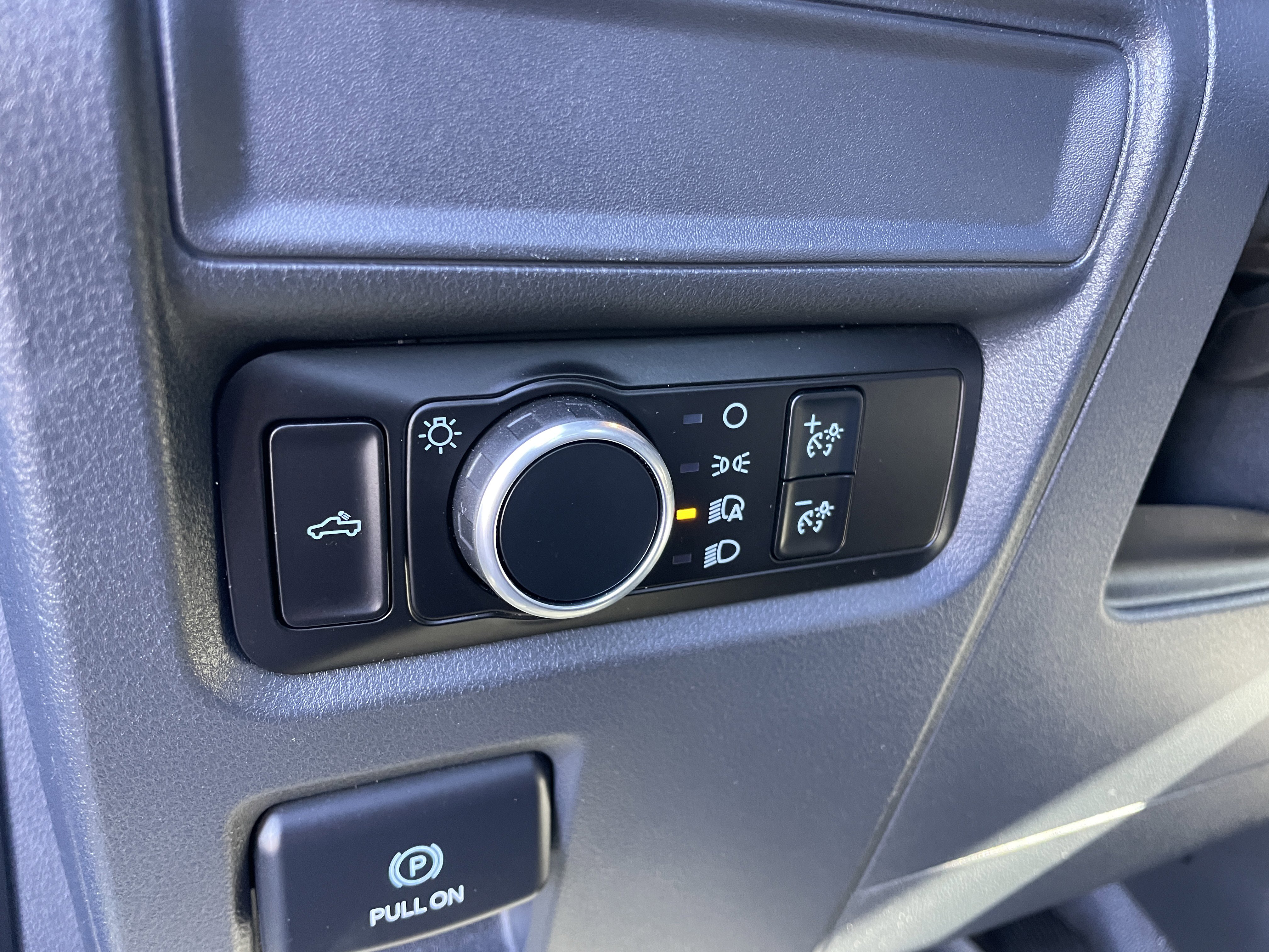 Used 2024 Ford F150 XL image 18