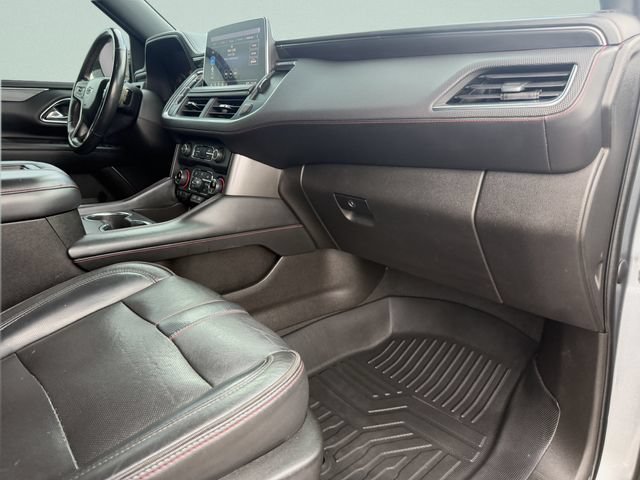 Used 2021 Chevrolet Tahoe RST w/ Luxury Package RWD image 17