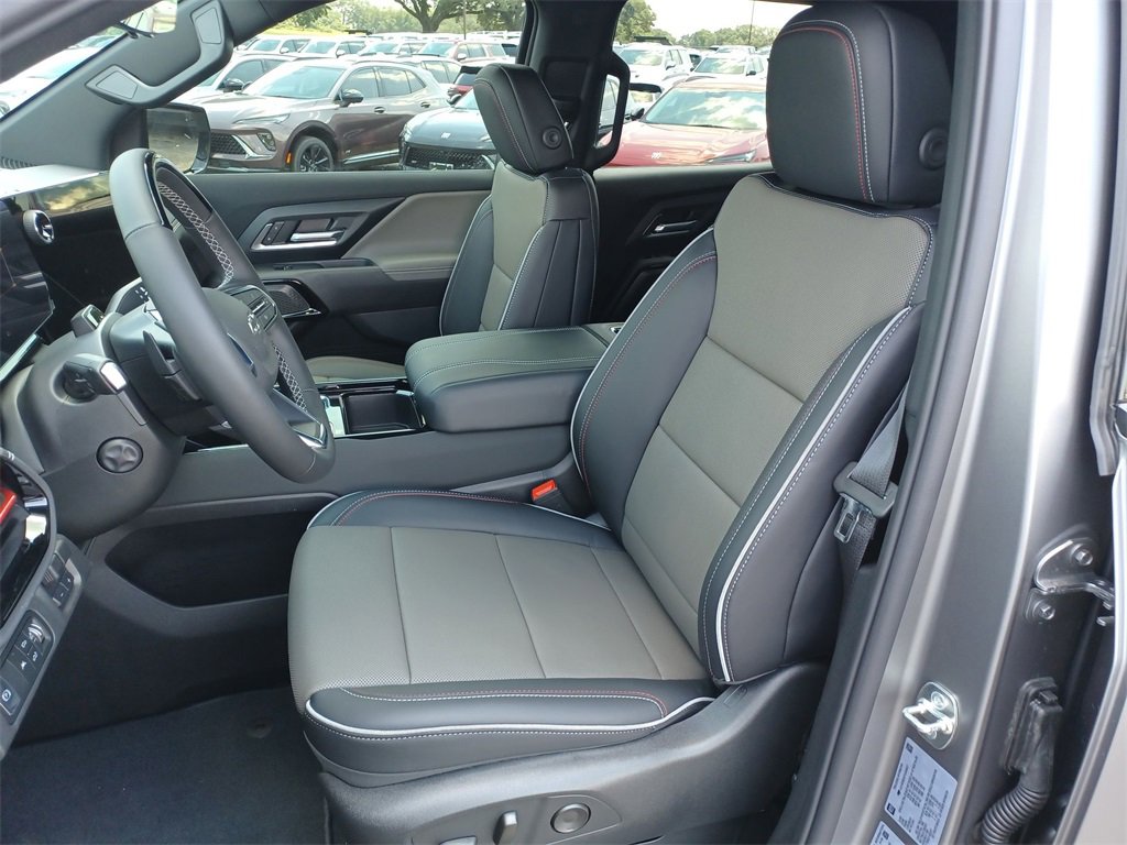 New 2026 Chevrolet Silverado EV Trail Boss w/ Premium Package image 12