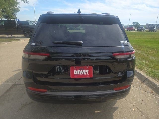 New 2027 Jeep Grand Cherokee Summit w/ Obsidian Package AWD/4WD image 23